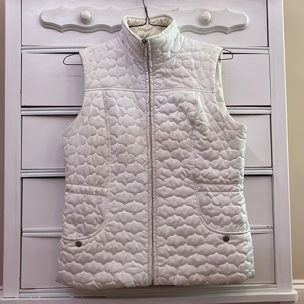 white vest!!